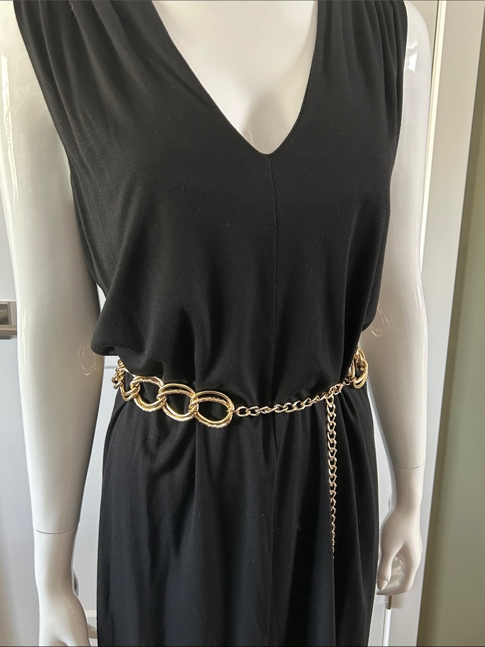 Gold-Tone Double Link Chain Belt | Lightweight Statement Waist Belt | XS–Small - Picture 2 of 12